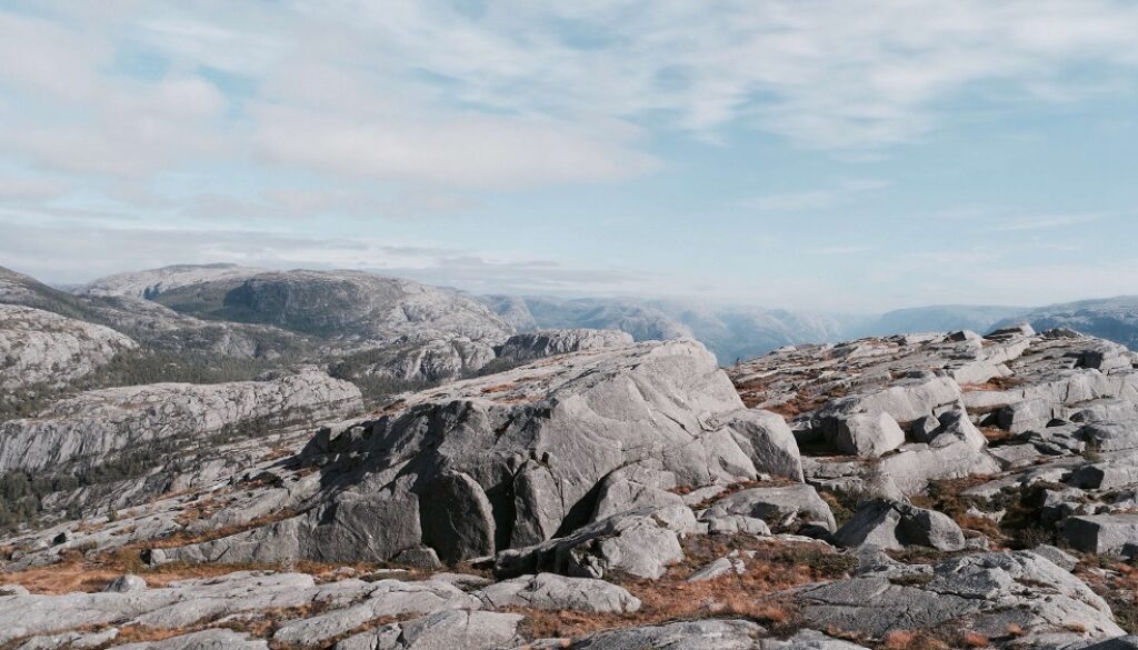 john-schmidt-FQGW34aZb1I-unsplash (1)